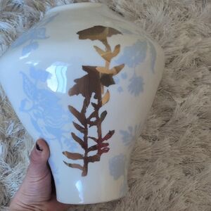 Anthropologie White and Gold Floral Vase